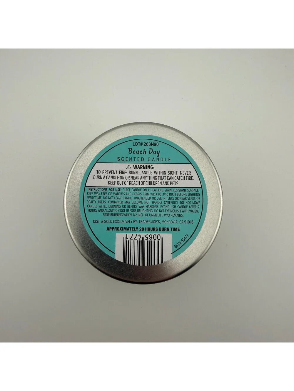 Trader Joe's Beach Day Scented Candle 5.7 oz - New & Limited